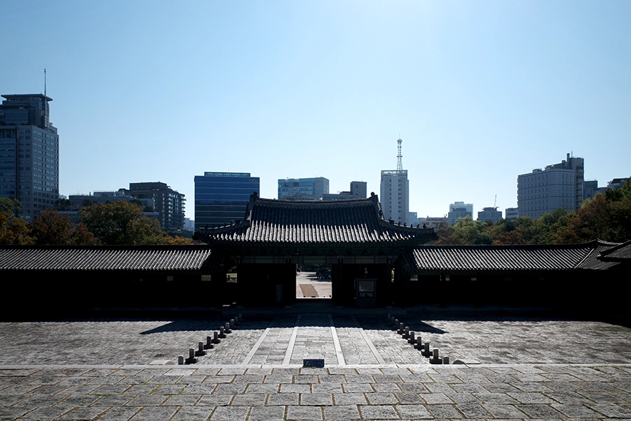 숭정전에서 바라본 서울 도심